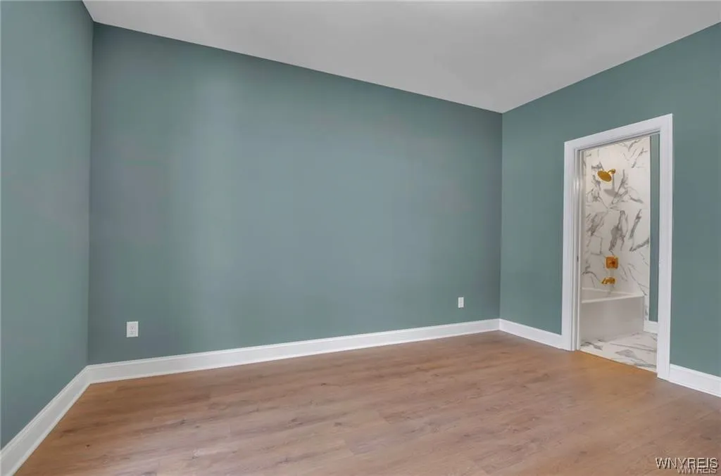 107f California, Amherst, New York 14221, Amherst, New York 14221, 3 Bedrooms Bedrooms, 8 Rooms Rooms,3 BathroomsBathrooms,Residential,Closed,107f California, Amherst, New York 14221,B1614134