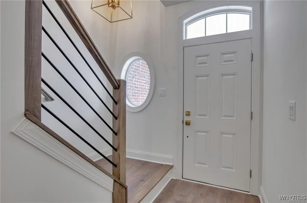 107f California, Amherst, New York 14221, Amherst, New York 14221, 3 Bedrooms Bedrooms, 8 Rooms Rooms,3 BathroomsBathrooms,Residential,Closed,107f California, Amherst, New York 14221,B1614134