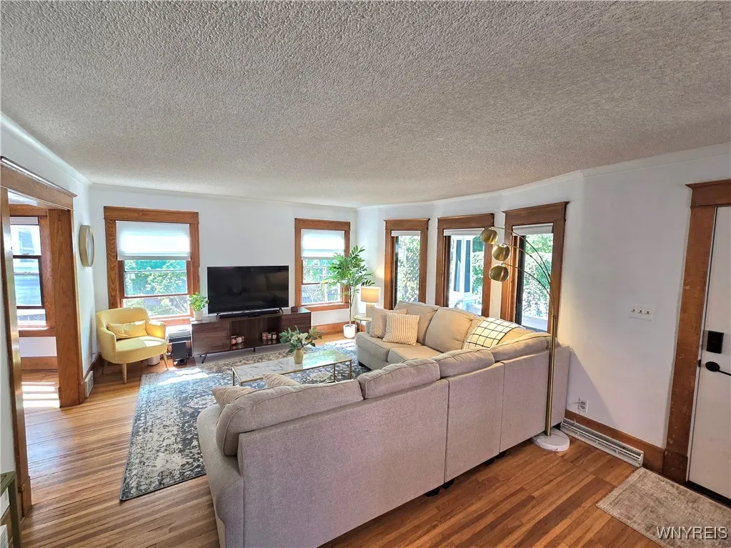 43 Wardman Road, Tonawanda-town, New York 14217, Tonawanda, New York 14217, 3 Bedrooms Bedrooms, 7 Rooms Rooms,2 BathroomsBathrooms,Residential,Closed,43 Wardman Road, Tonawanda-town, New York 14217,B1614052
