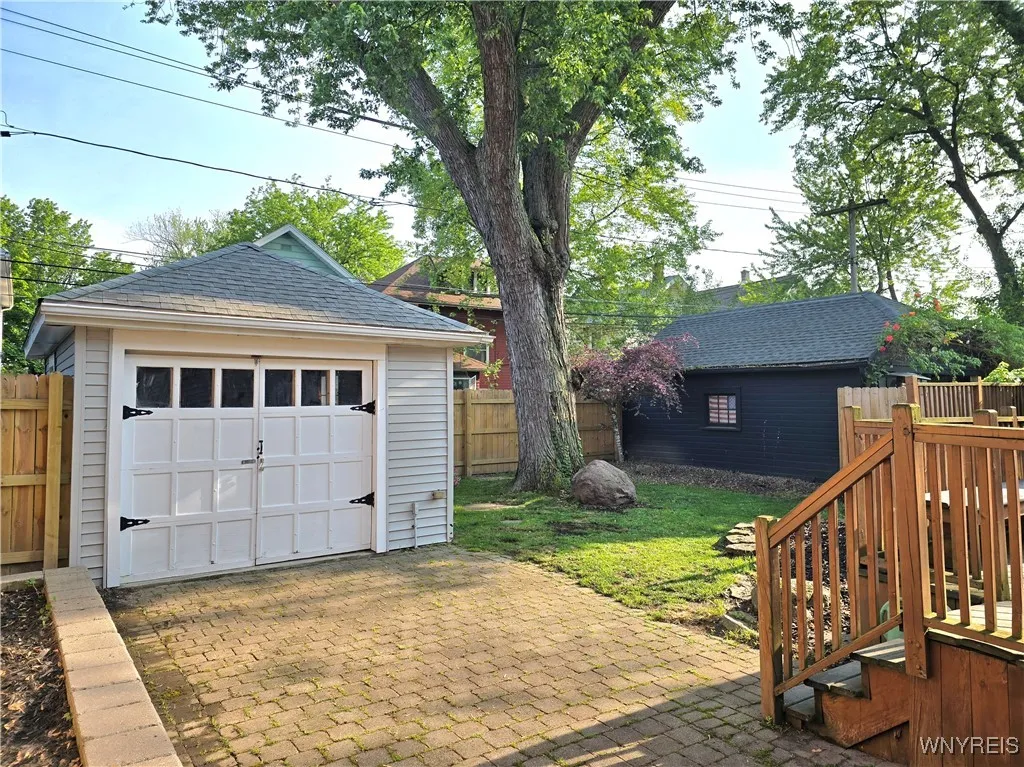 43 Wardman Road, Tonawanda-town, New York 14217, Tonawanda, New York 14217, 3 Bedrooms Bedrooms, 7 Rooms Rooms,2 BathroomsBathrooms,Residential,Closed,43 Wardman Road, Tonawanda-town, New York 14217,B1614052