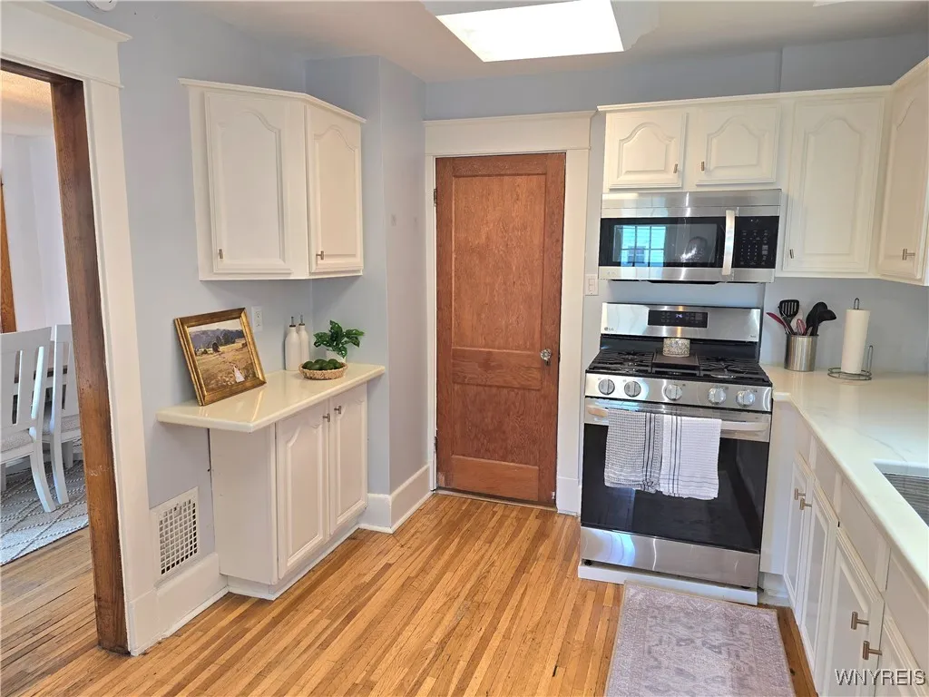 43 Wardman Road, Tonawanda-town, New York 14217, Tonawanda, New York 14217, 3 Bedrooms Bedrooms, 7 Rooms Rooms,2 BathroomsBathrooms,Residential,Closed,43 Wardman Road, Tonawanda-town, New York 14217,B1614052