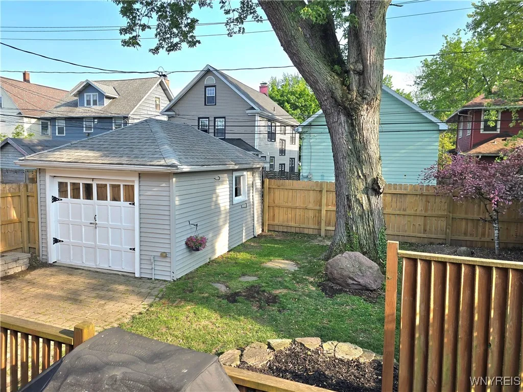 43 Wardman Road, Tonawanda-town, New York 14217, Tonawanda, New York 14217, 3 Bedrooms Bedrooms, 7 Rooms Rooms,2 BathroomsBathrooms,Residential,Closed,43 Wardman Road, Tonawanda-town, New York 14217,B1614052