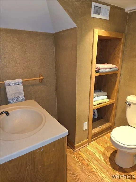 43 Wardman Road, Tonawanda-town, New York 14217, Tonawanda, New York 14217, 3 Bedrooms Bedrooms, 7 Rooms Rooms,2 BathroomsBathrooms,Residential,Closed,43 Wardman Road, Tonawanda-town, New York 14217,B1614052