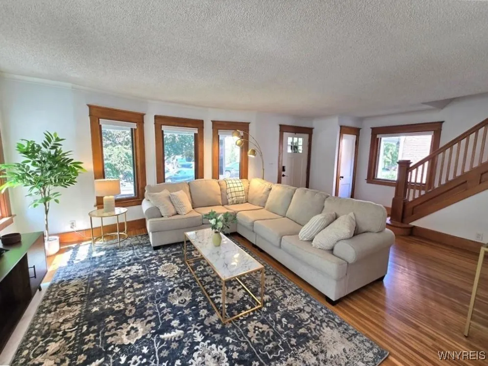 43 Wardman Road, Tonawanda-town, New York 14217, Tonawanda, New York 14217, 3 Bedrooms Bedrooms, 7 Rooms Rooms,2 BathroomsBathrooms,Residential,Closed,43 Wardman Road, Tonawanda-town, New York 14217,B1614052