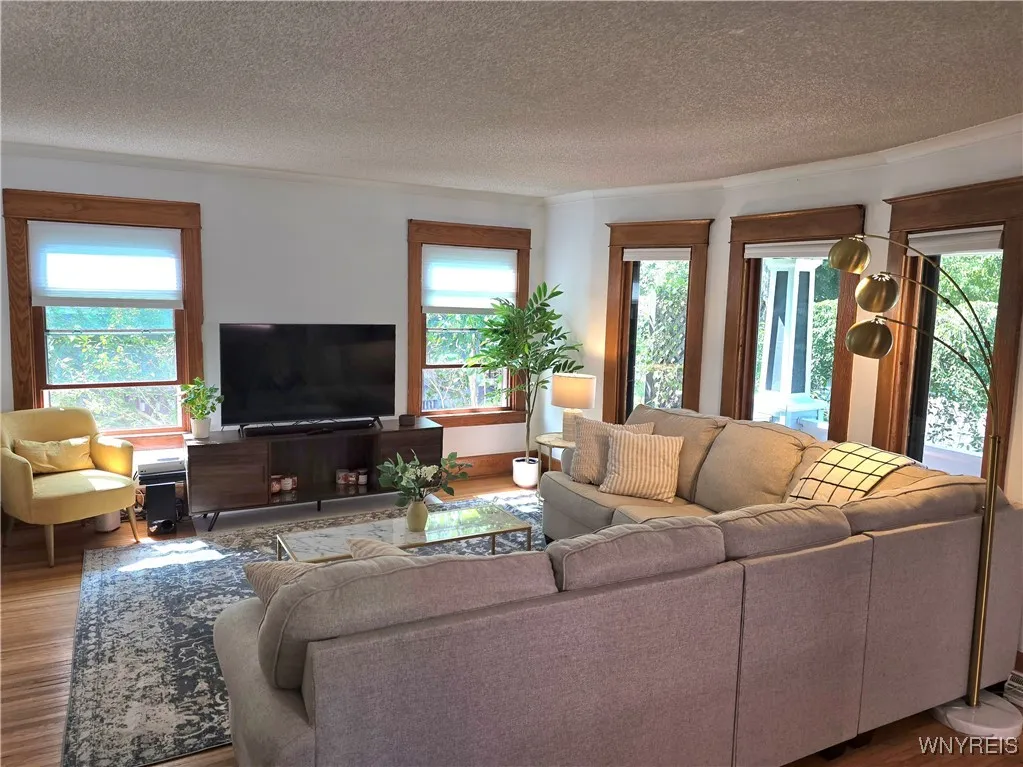 43 Wardman Road, Tonawanda-town, New York 14217, Tonawanda, New York 14217, 3 Bedrooms Bedrooms, 7 Rooms Rooms,2 BathroomsBathrooms,Residential,Closed,43 Wardman Road, Tonawanda-town, New York 14217,B1614052