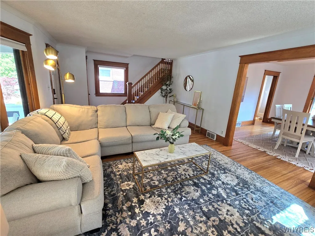 43 Wardman Road, Tonawanda-town, New York 14217, Tonawanda, New York 14217, 3 Bedrooms Bedrooms, 7 Rooms Rooms,2 BathroomsBathrooms,Residential,Closed,43 Wardman Road, Tonawanda-town, New York 14217,B1614052