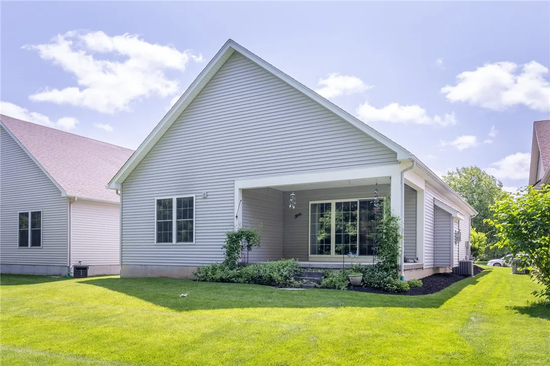1250 Clear Pond Lane, Webster, New York 14580, Webster, New York 14580, 2 Bedrooms Bedrooms, 5 Rooms Rooms,2 BathroomsBathrooms,Residential,Closed,1250 Clear Pond Lane, Webster, New York 14580,R1613576