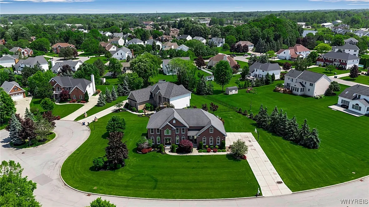8200 Pinestone Court, Clarence, New York 14221, Clarence, New York 14221, 4 Bedrooms Bedrooms, 9 Rooms Rooms,3 BathroomsBathrooms,Residential,Closed,8200 Pinestone Court, Clarence, New York 14221,B1613879