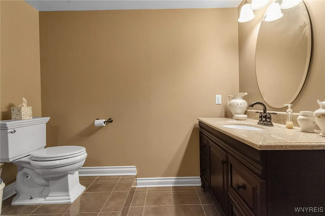 Full bathroom in lower level