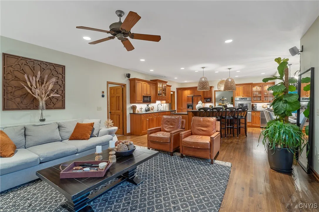 154 West Lake Road, Oswego-town, New York 13126, Oswego, New York 13126, 4 Bedrooms Bedrooms, 14 Rooms Rooms,4 BathroomsBathrooms,Residential,Closed,154 West Lake Road, Oswego-town, New York 13126,0,S1613778
