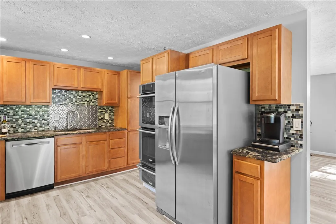 29 Minute Man Trail, Chili, New York 14624, Chili, New York 14624, 4 Bedrooms Bedrooms, 8 Rooms Rooms,2 BathroomsBathrooms,Residential,Closed,29 Minute Man Trail, Chili, New York 14624,0,R1613925