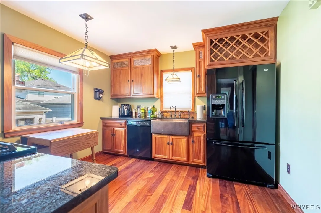 11 Columbia Drive, Amherst, New York 14221, Amherst, New York 14221, 3 Bedrooms Bedrooms, 7 Rooms Rooms,1 BathroomBathrooms,Residential,Closed,11 Columbia Drive, Amherst, New York 14221,B1614174