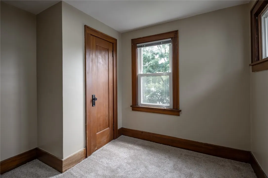 126 Canton Street, Rochester, New York 14606, Rochester, New York 14606, 3 Bedrooms Bedrooms, 6 Rooms Rooms,1 BathroomBathrooms,Residential,Closed,126 Canton Street, Rochester, New York 14606,0,R1613704