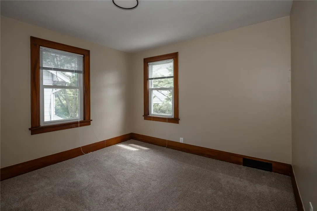 126 Canton Street, Rochester, New York 14606, Rochester, New York 14606, 3 Bedrooms Bedrooms, 6 Rooms Rooms,1 BathroomBathrooms,Residential,Closed,126 Canton Street, Rochester, New York 14606,0,R1613704