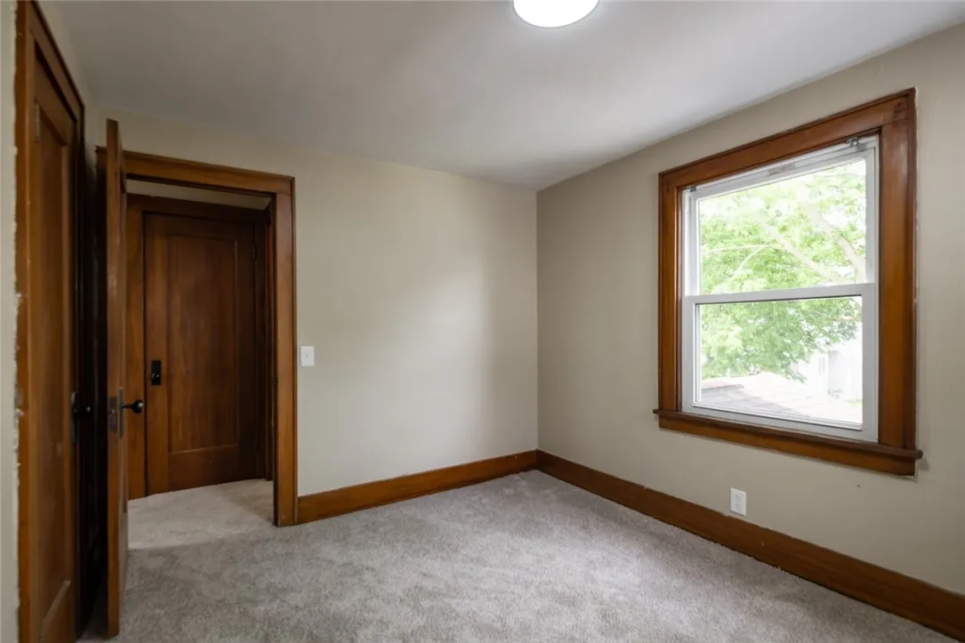 126 Canton Street, Rochester, New York 14606, Rochester, New York 14606, 3 Bedrooms Bedrooms, 6 Rooms Rooms,1 BathroomBathrooms,Residential,Closed,126 Canton Street, Rochester, New York 14606,0,R1613704