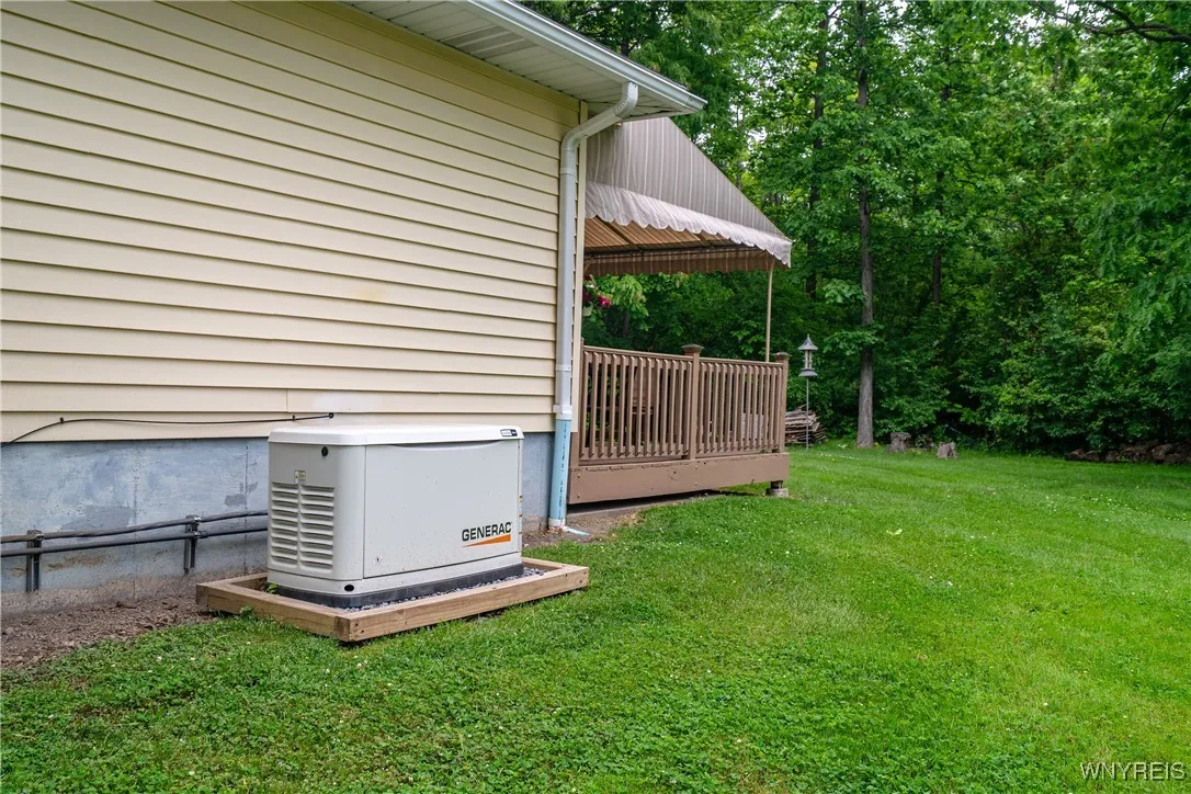 6099 Dover Road, Hamburg, New York 14085, Hamburg, New York 14085, 3 Bedrooms Bedrooms, 5 Rooms Rooms,1 BathroomBathrooms,Residential,Closed,6099 Dover Road, Hamburg, New York 14085,0,B1613764