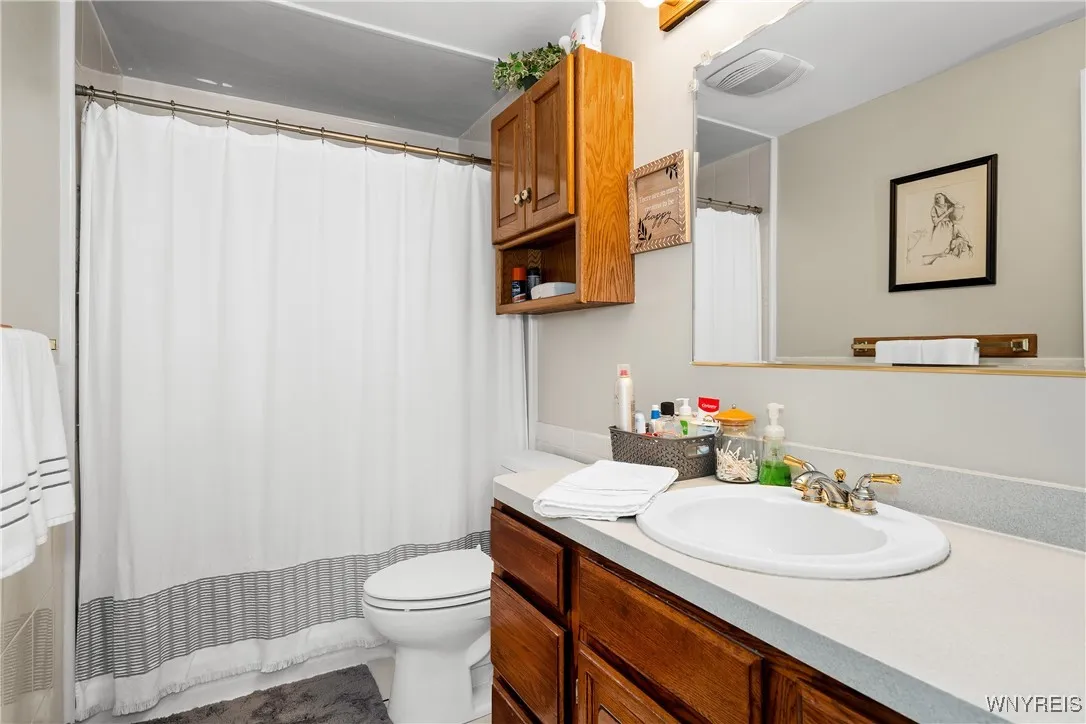 6099 Dover Road, Hamburg, New York 14085, Hamburg, New York 14085, 3 Bedrooms Bedrooms, 5 Rooms Rooms,1 BathroomBathrooms,Residential,Closed,6099 Dover Road, Hamburg, New York 14085,0,B1613764