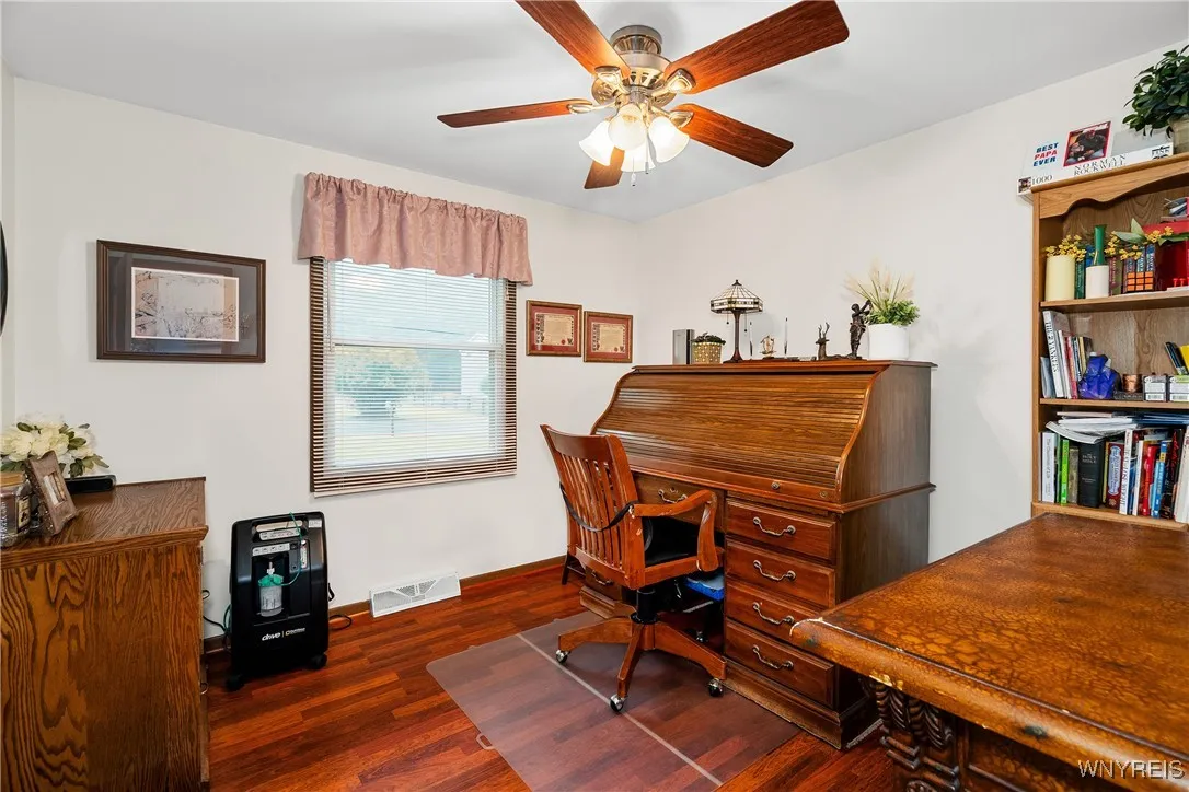 6099 Dover Road, Hamburg, New York 14085, Hamburg, New York 14085, 3 Bedrooms Bedrooms, 5 Rooms Rooms,1 BathroomBathrooms,Residential,Closed,6099 Dover Road, Hamburg, New York 14085,0,B1613764