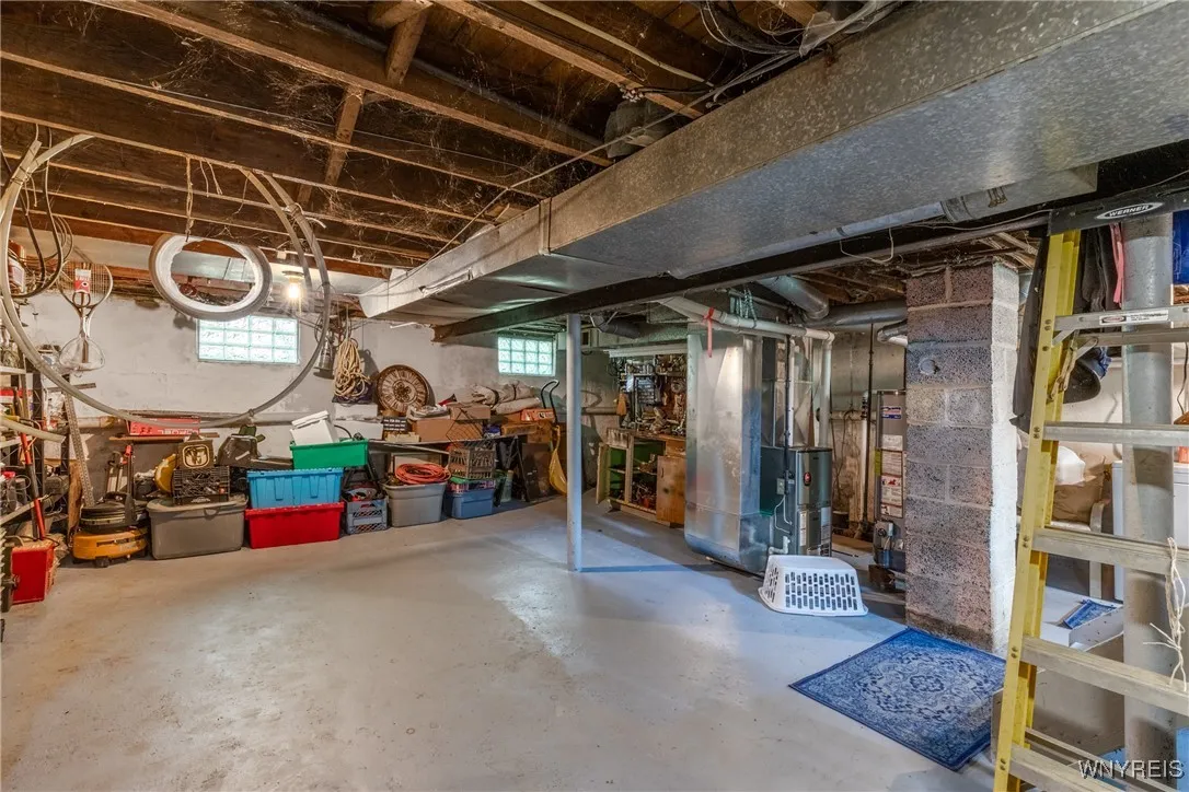 7084 Versailles Road, Evans, New York 14047, Evans, New York 14047, 2 Bedrooms Bedrooms, 7 Rooms Rooms,1 BathroomBathrooms,Residential,Closed,7084 Versailles Road, Evans, New York 14047,0,B1613510