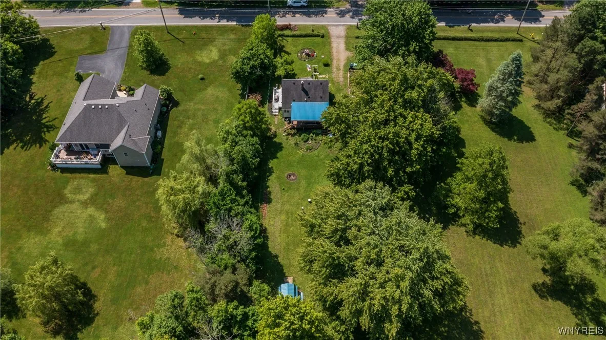 7084 Versailles Road, Evans, New York 14047, Evans, New York 14047, 2 Bedrooms Bedrooms, 7 Rooms Rooms,1 BathroomBathrooms,Residential,Closed,7084 Versailles Road, Evans, New York 14047,0,B1613510