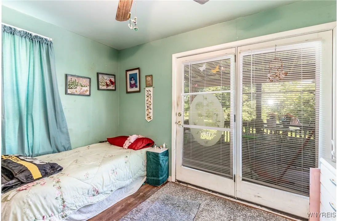 7084 Versailles Road, Evans, New York 14047, Evans, New York 14047, 2 Bedrooms Bedrooms, 7 Rooms Rooms,1 BathroomBathrooms,Residential,Closed,7084 Versailles Road, Evans, New York 14047,0,B1613510