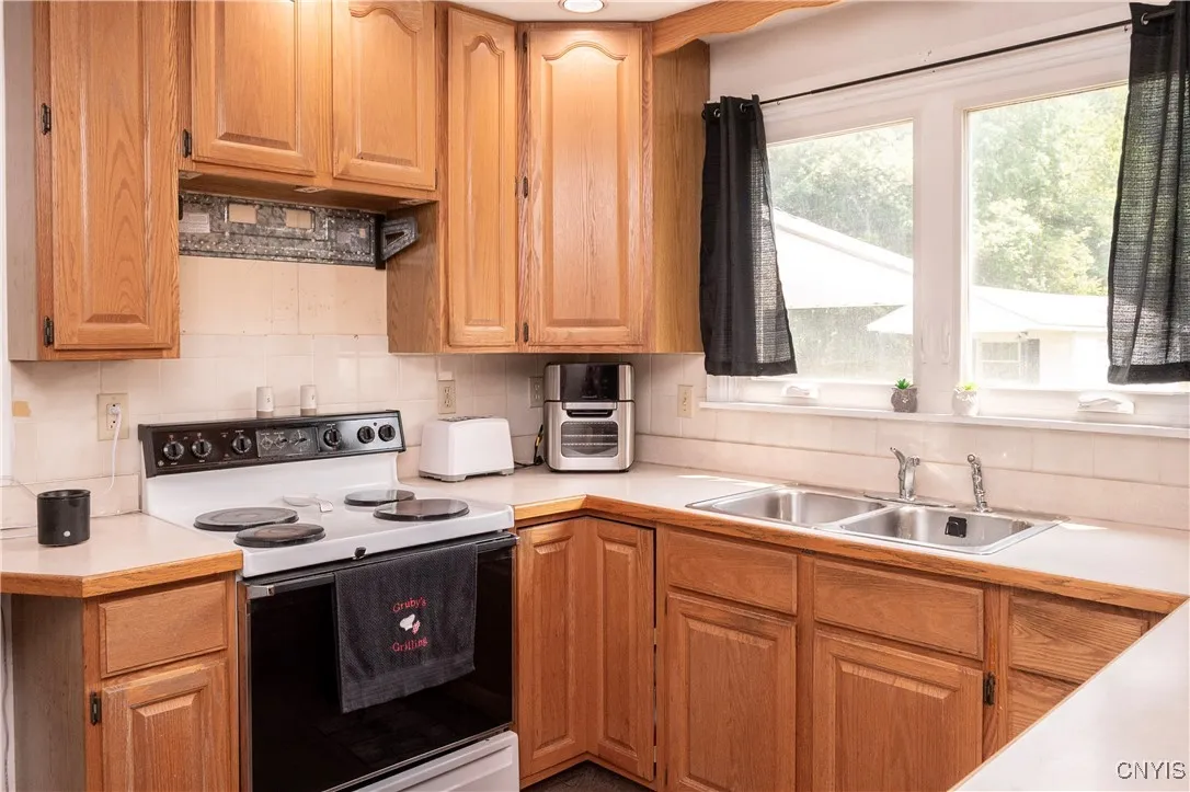 7210 Rickmeyer Road, Floyd, New York 13440, Floyd, New York 13440, 2 Bedrooms Bedrooms, 5 Rooms Rooms,1 BathroomBathrooms,Residential,Closed,7210 Rickmeyer Road, Floyd, New York 13440,0,S1613950