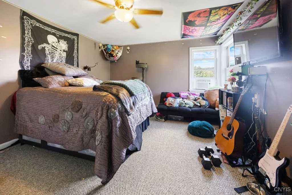 And another bedroom!