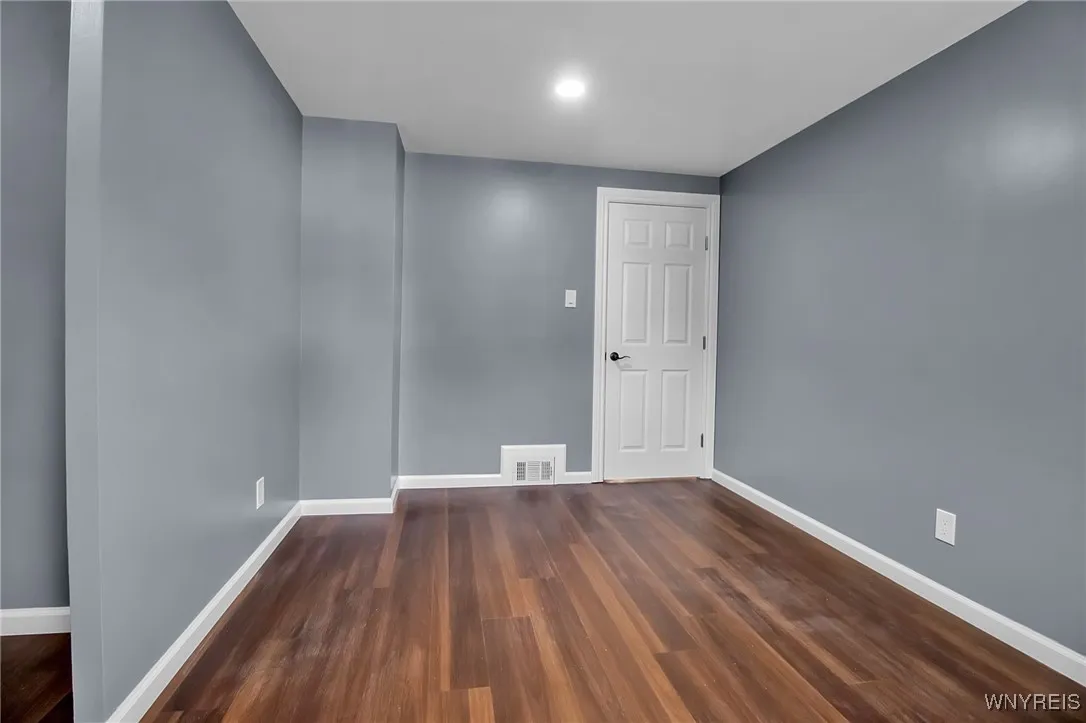 280 Tampa Drive, West Seneca, New York 14220, West Seneca, New York 14220, 3 Bedrooms Bedrooms, 8 Rooms Rooms,2 BathroomsBathrooms,Residential,Closed,280 Tampa Drive, West Seneca, New York 14220,0,B1614131