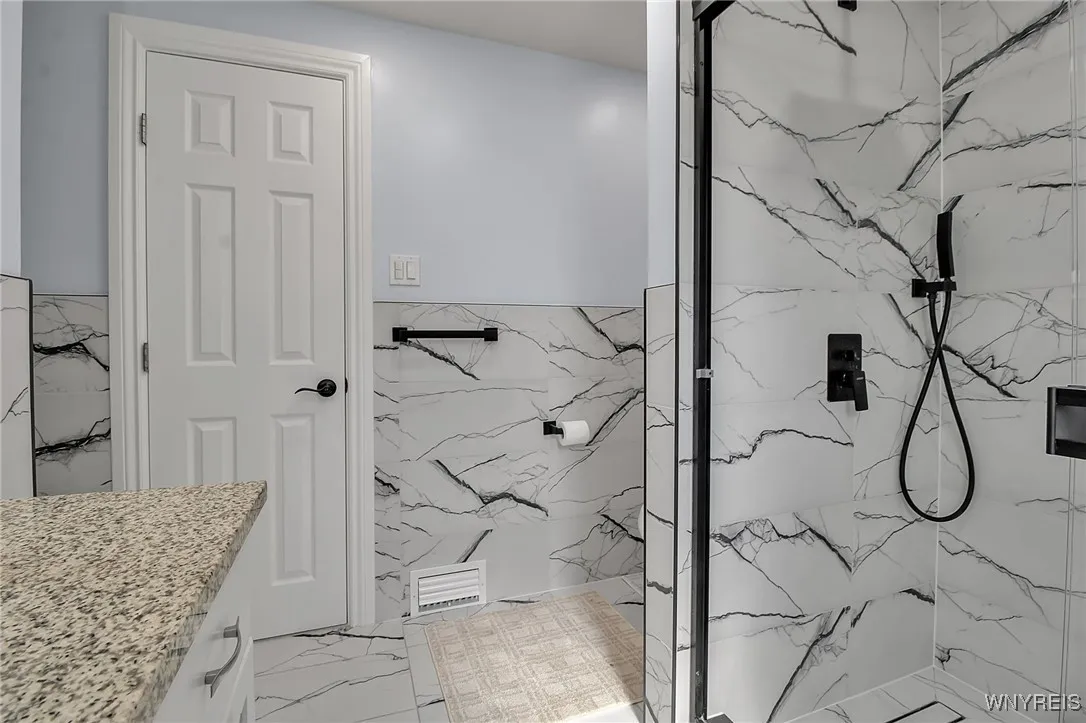 280 Tampa Drive, West Seneca, New York 14220, West Seneca, New York 14220, 3 Bedrooms Bedrooms, 8 Rooms Rooms,2 BathroomsBathrooms,Residential,Closed,280 Tampa Drive, West Seneca, New York 14220,0,B1614131