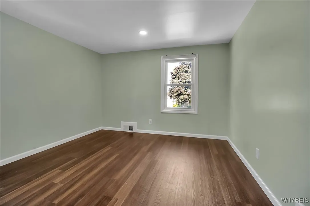 280 Tampa Drive, West Seneca, New York 14220, West Seneca, New York 14220, 3 Bedrooms Bedrooms, 8 Rooms Rooms,2 BathroomsBathrooms,Residential,Closed,280 Tampa Drive, West Seneca, New York 14220,0,B1614131