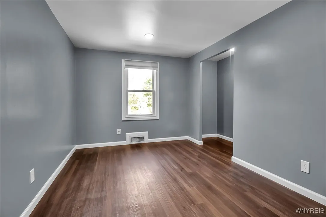 280 Tampa Drive, West Seneca, New York 14220, West Seneca, New York 14220, 3 Bedrooms Bedrooms, 8 Rooms Rooms,2 BathroomsBathrooms,Residential,Closed,280 Tampa Drive, West Seneca, New York 14220,0,B1614131