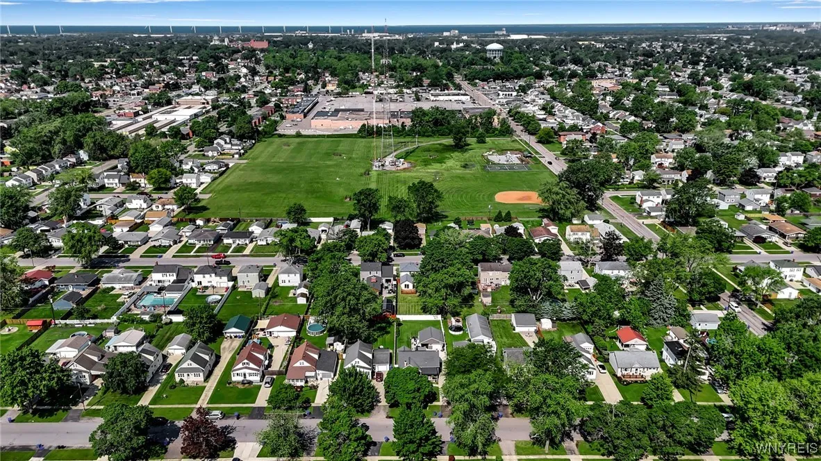 280 Tampa Drive, West Seneca, New York 14220, West Seneca, New York 14220, 3 Bedrooms Bedrooms, 8 Rooms Rooms,2 BathroomsBathrooms,Residential,Closed,280 Tampa Drive, West Seneca, New York 14220,0,B1614131