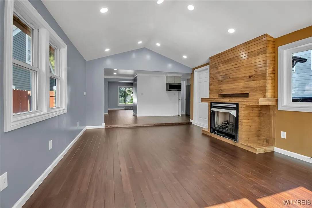 280 Tampa Drive, West Seneca, New York 14220, West Seneca, New York 14220, 3 Bedrooms Bedrooms, 8 Rooms Rooms,2 BathroomsBathrooms,Residential,Closed,280 Tampa Drive, West Seneca, New York 14220,0,B1614131