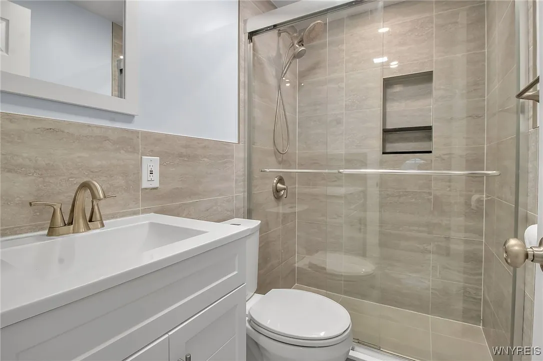 280 Tampa Drive, West Seneca, New York 14220, West Seneca, New York 14220, 3 Bedrooms Bedrooms, 8 Rooms Rooms,2 BathroomsBathrooms,Residential,Closed,280 Tampa Drive, West Seneca, New York 14220,0,B1614131