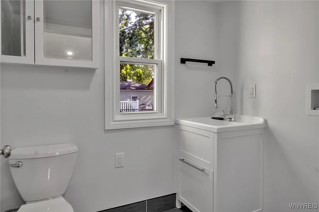 280 Tampa Drive, West Seneca, New York 14220, West Seneca, New York 14220, 3 Bedrooms Bedrooms, 8 Rooms Rooms,2 BathroomsBathrooms,Residential,Closed,280 Tampa Drive, West Seneca, New York 14220,0,B1614131