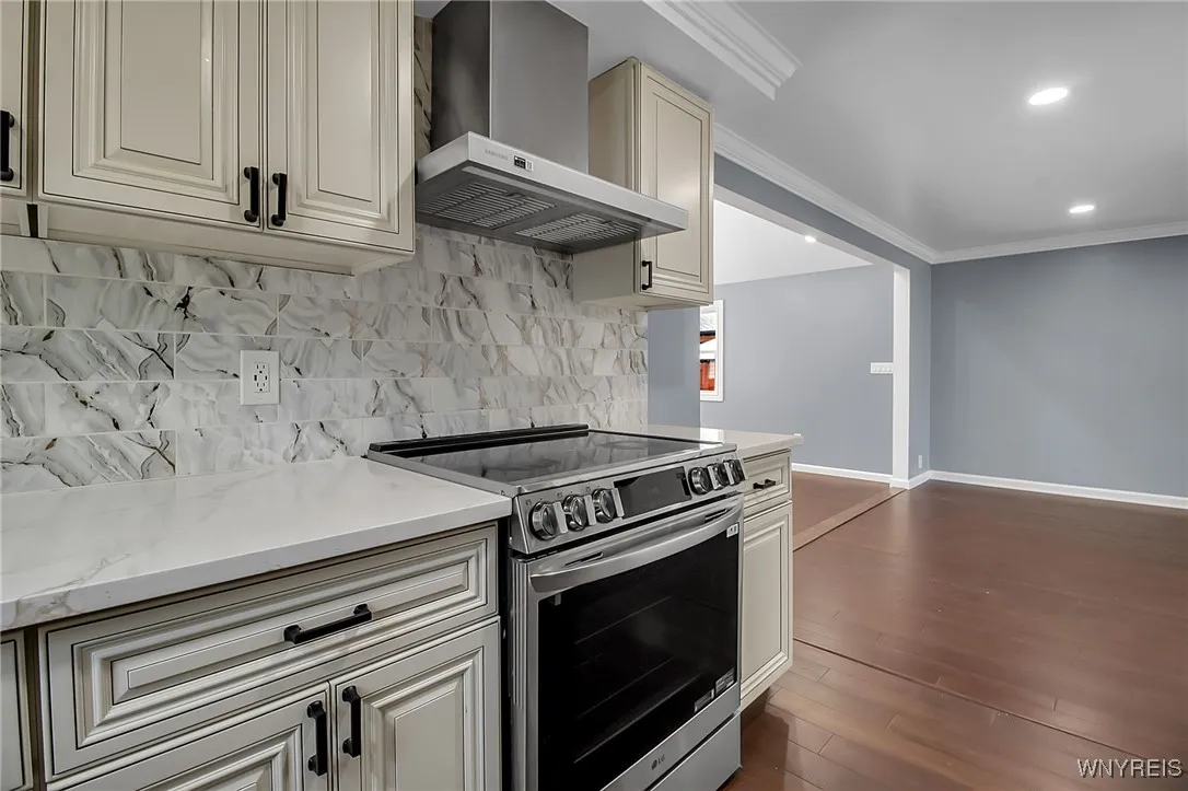 280 Tampa Drive, West Seneca, New York 14220, West Seneca, New York 14220, 3 Bedrooms Bedrooms, 8 Rooms Rooms,2 BathroomsBathrooms,Residential,Closed,280 Tampa Drive, West Seneca, New York 14220,0,B1614131