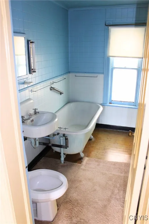 1106 Orchard Street, Utica, New York 13501, Utica, New York 13501, 4 Bedrooms Bedrooms, ,2 BathroomsBathrooms,Residential,Closed,1106 Orchard Street, Utica, New York 13501,0,S1612438