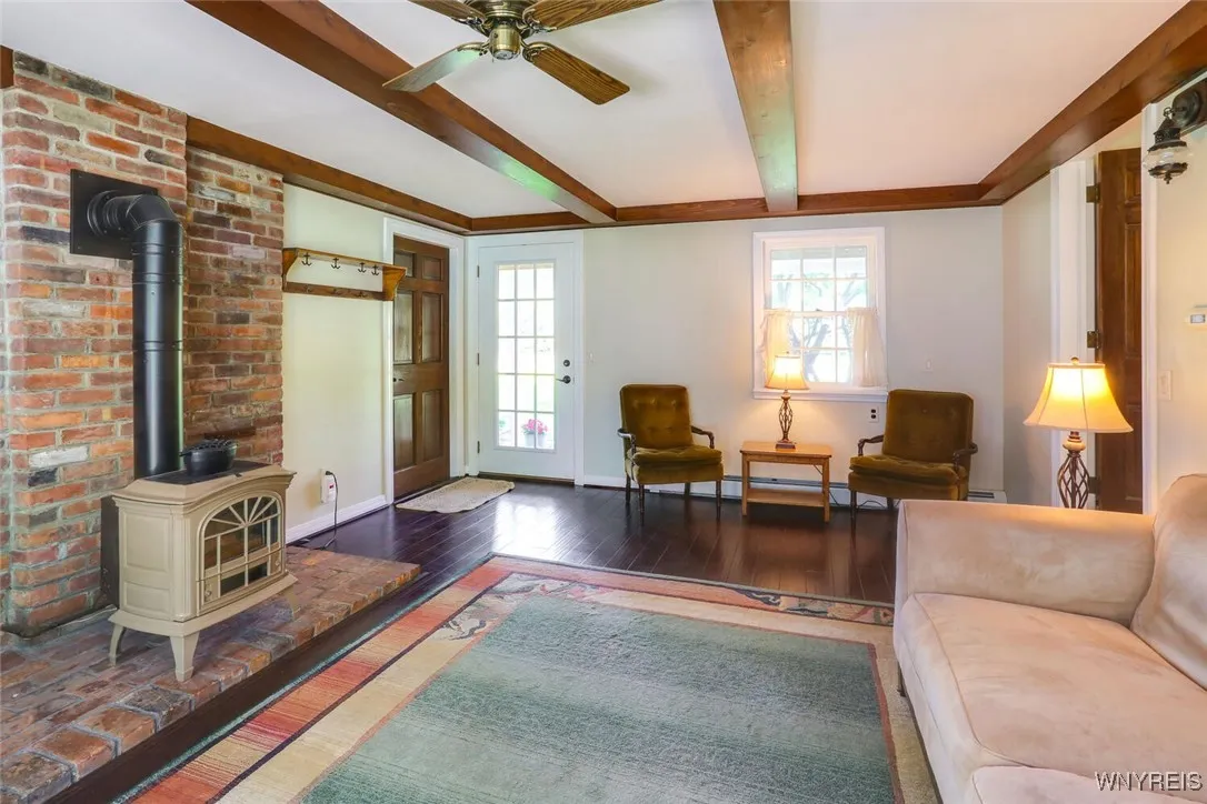 8930 Gaskin Road, Clarence, New York 14031, Clarence, New York 14031, 3 Bedrooms Bedrooms, 11 Rooms Rooms,2 BathroomsBathrooms,Residential,Closed,8930 Gaskin Road, Clarence, New York 14031,B1613223