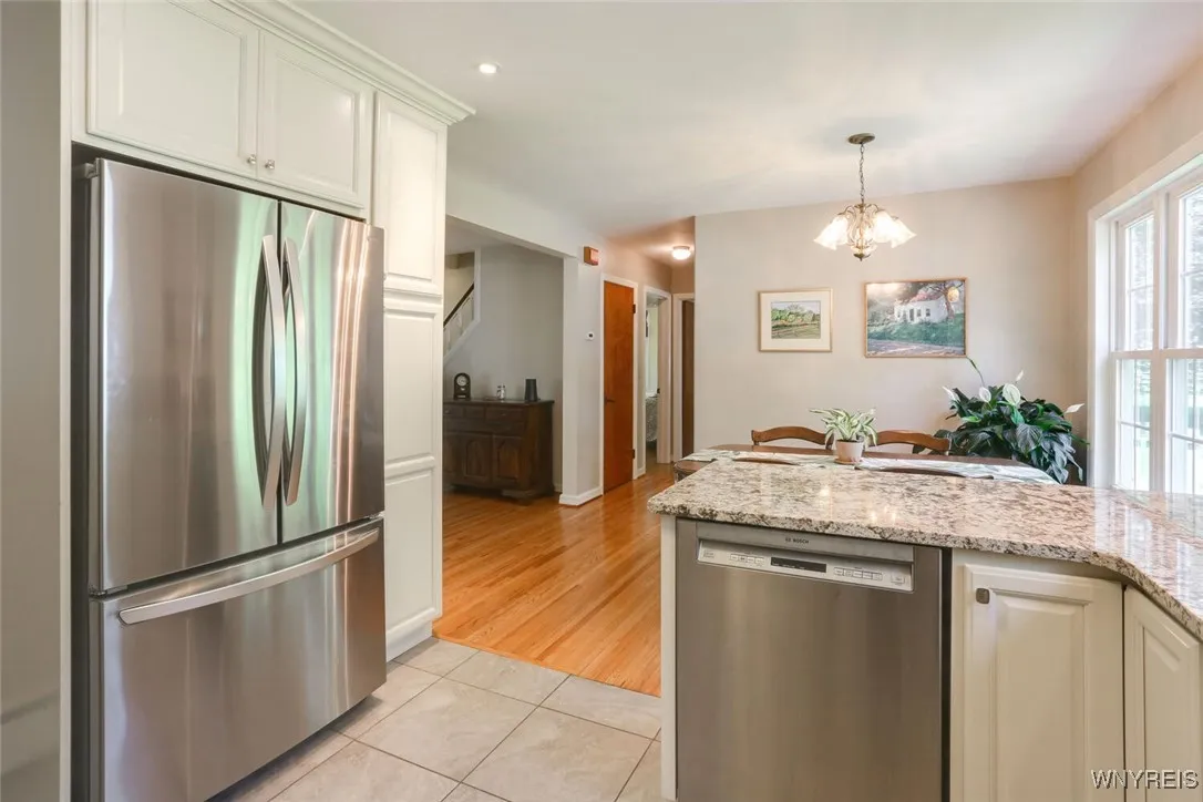 8930 Gaskin Road, Clarence, New York 14031, Clarence, New York 14031, 3 Bedrooms Bedrooms, 11 Rooms Rooms,2 BathroomsBathrooms,Residential,Closed,8930 Gaskin Road, Clarence, New York 14031,B1613223