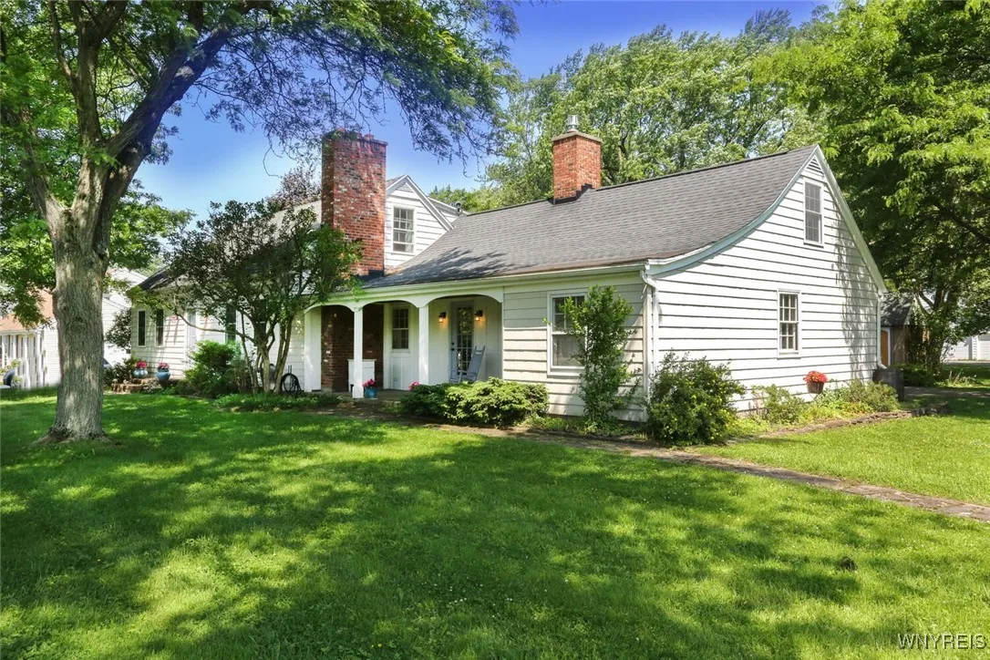 8930 Gaskin Road, Clarence, New York 14031, Clarence, New York 14031, 3 Bedrooms Bedrooms, 11 Rooms Rooms,2 BathroomsBathrooms,Residential,Closed,8930 Gaskin Road, Clarence, New York 14031,B1613223