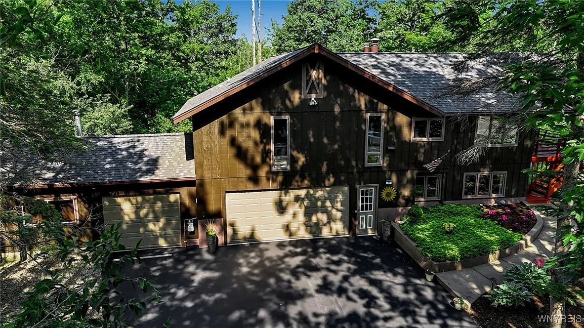 17 Quail, Orchard Park, New York 14127, Orchard Park, New York 14127, 3 Bedrooms Bedrooms, 9 Rooms Rooms,3 BathroomsBathrooms,Residential,Closed,17 Quail, Orchard Park, New York 14127,0,B1614006
