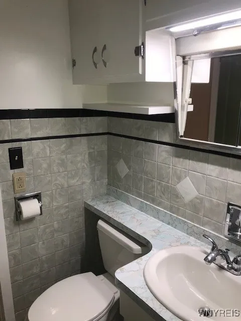 19 #17 Starcrest Drive 17, Cheektowaga, New York 1, Cheektowaga, New York 14425, 2 Bedrooms Bedrooms, 5 Rooms Rooms,1 BathroomBathrooms,Residential Lease,Closed,19 #17 Starcrest Drive 17, Cheektowaga, New York 1,B1613443