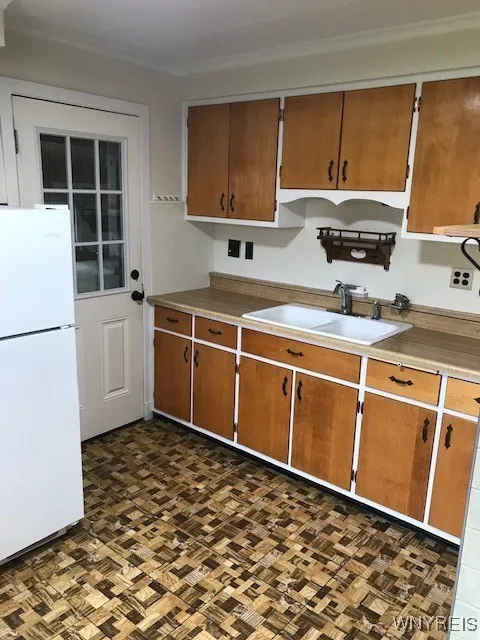 19 #17 Starcrest Drive 17, Cheektowaga, New York 1, Cheektowaga, New York 14425, 2 Bedrooms Bedrooms, 5 Rooms Rooms,1 BathroomBathrooms,Residential Lease,Closed,19 #17 Starcrest Drive 17, Cheektowaga, New York 1,B1613443
