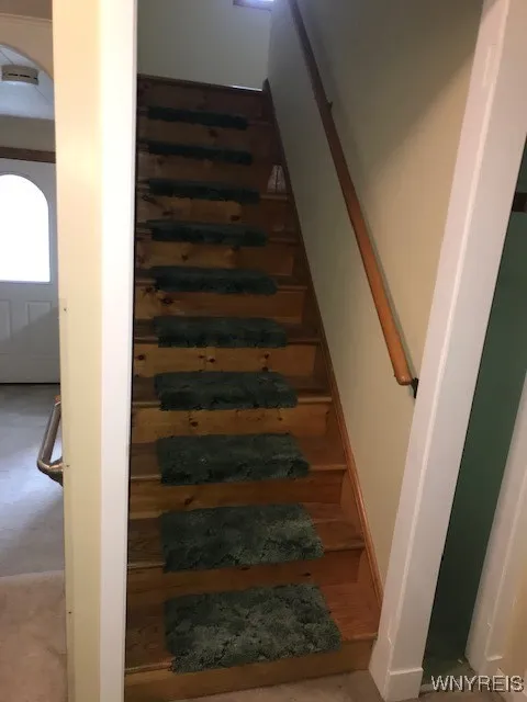 19 #17 Starcrest Drive 17, Cheektowaga, New York 1, Cheektowaga, New York 14425, 2 Bedrooms Bedrooms, 5 Rooms Rooms,1 BathroomBathrooms,Residential Lease,Closed,19 #17 Starcrest Drive 17, Cheektowaga, New York 1,B1613443