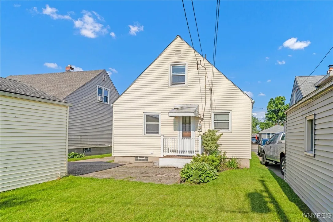 265 Fairfield Avenue, Tonawanda-town, New York 142, Tonawanda, New York 14223, 3 Bedrooms Bedrooms, 6 Rooms Rooms,1 BathroomBathrooms,Residential,Closed,265 Fairfield Avenue, Tonawanda-town, New York 142,B1614181