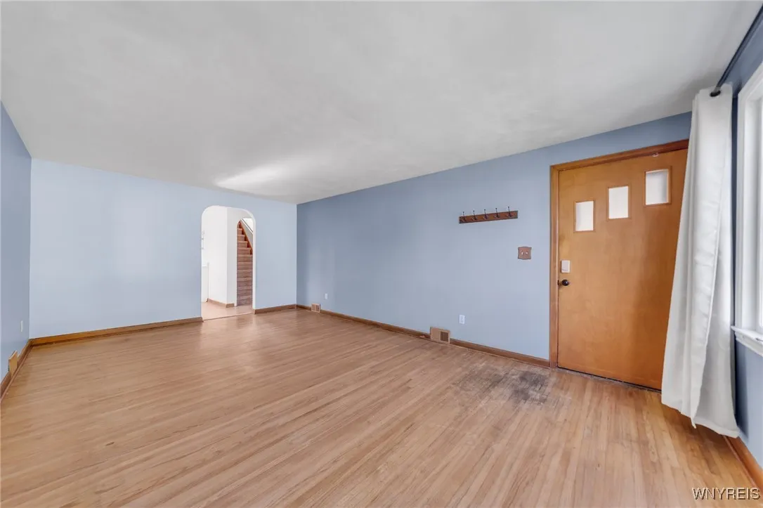 265 Fairfield Avenue, Tonawanda-town, New York 142, Tonawanda, New York 14223, 3 Bedrooms Bedrooms, 6 Rooms Rooms,1 BathroomBathrooms,Residential,Closed,265 Fairfield Avenue, Tonawanda-town, New York 142,B1614181