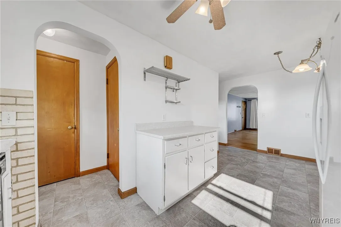 265 Fairfield Avenue, Tonawanda-town, New York 142, Tonawanda, New York 14223, 3 Bedrooms Bedrooms, 6 Rooms Rooms,1 BathroomBathrooms,Residential,Closed,265 Fairfield Avenue, Tonawanda-town, New York 142,B1614181