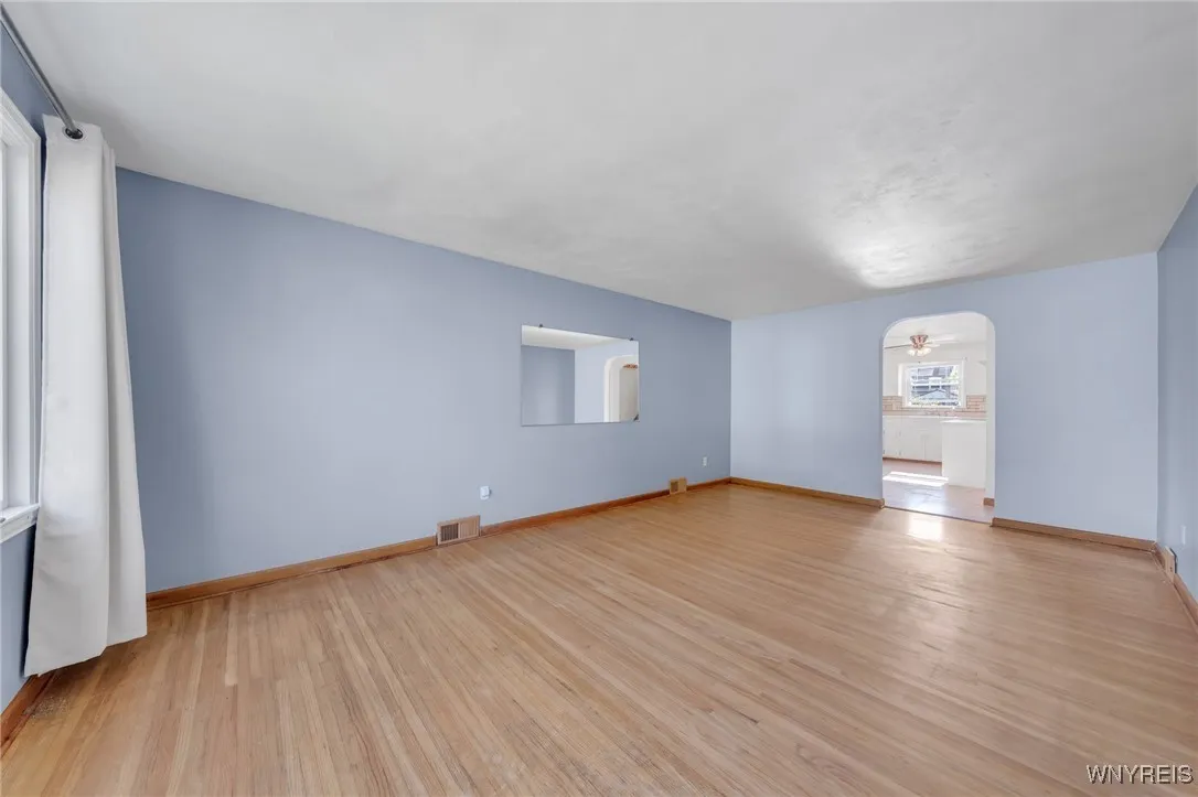265 Fairfield Avenue, Tonawanda-town, New York 142, Tonawanda, New York 14223, 3 Bedrooms Bedrooms, 6 Rooms Rooms,1 BathroomBathrooms,Residential,Closed,265 Fairfield Avenue, Tonawanda-town, New York 142,B1614181