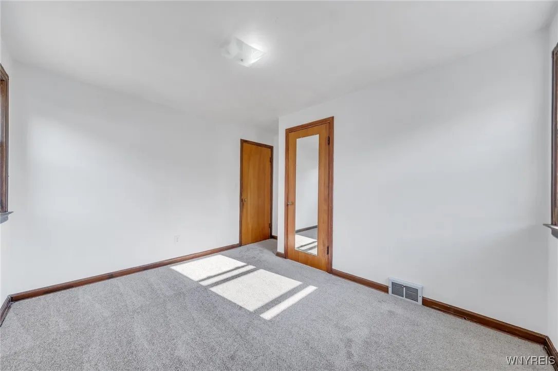 265 Fairfield Avenue, Tonawanda-town, New York 142, Tonawanda, New York 14223, 3 Bedrooms Bedrooms, 6 Rooms Rooms,1 BathroomBathrooms,Residential,Closed,265 Fairfield Avenue, Tonawanda-town, New York 142,B1614181