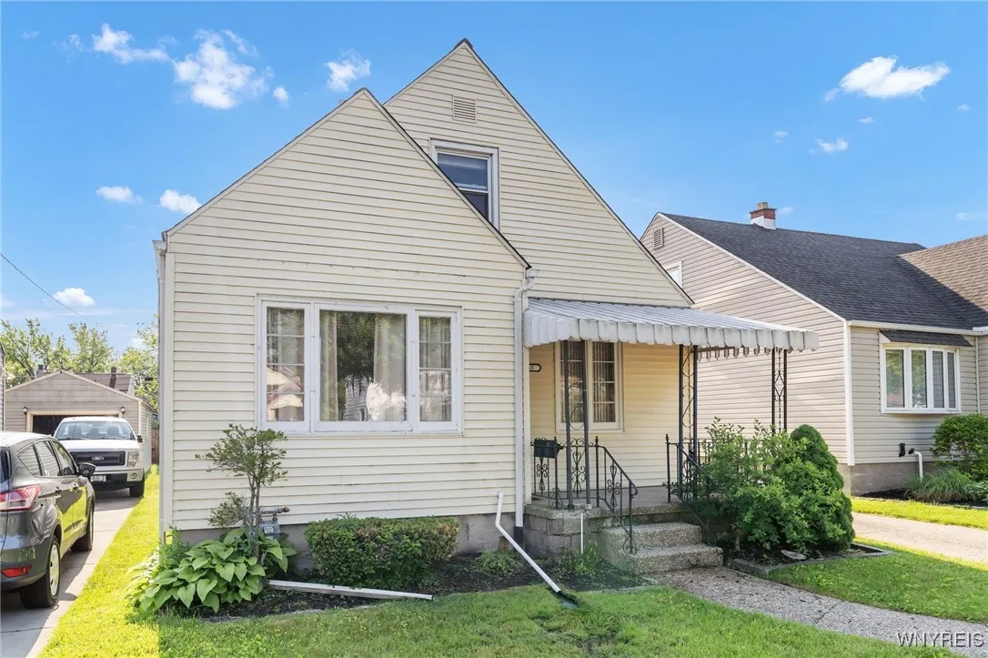 265 Fairfield Avenue, Tonawanda-town, New York 142, Tonawanda, New York 14223, 3 Bedrooms Bedrooms, 6 Rooms Rooms,1 BathroomBathrooms,Residential,Closed,265 Fairfield Avenue, Tonawanda-town, New York 142,B1614181